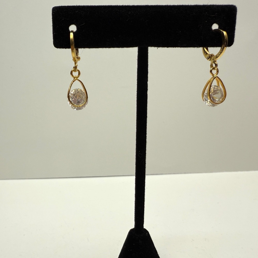 Teardrop Dangle Drop Earrings Gold Tone Cubic Zirconia Leverback Closure